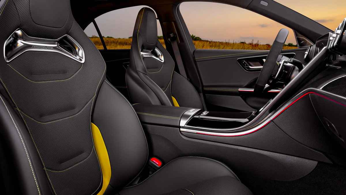 2023 Mercedes-AMG C63 S E Performance