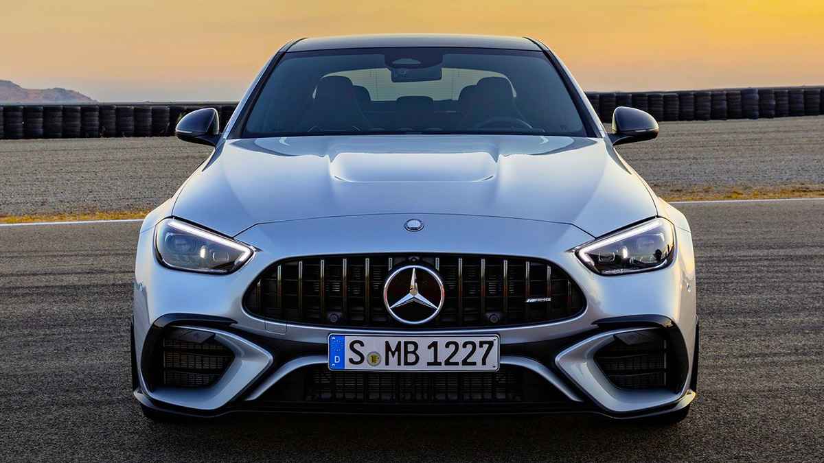 2023 Mercedes-AMG C63 S E Performance