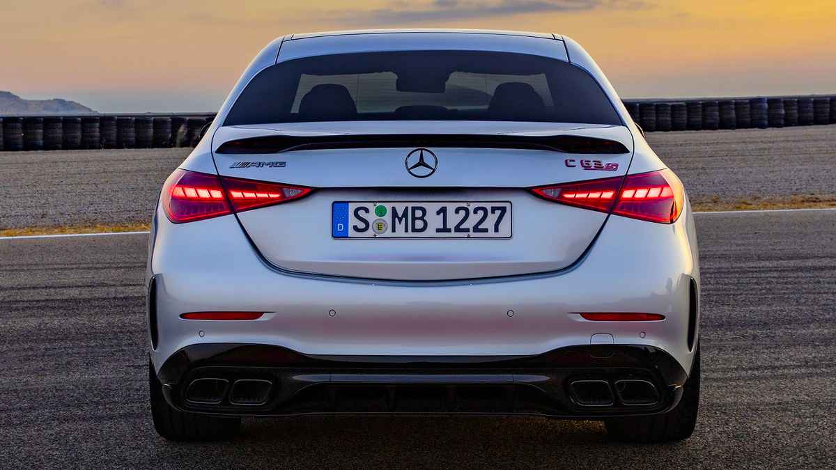 2023 Mercedes-AMG C63 S E Performance