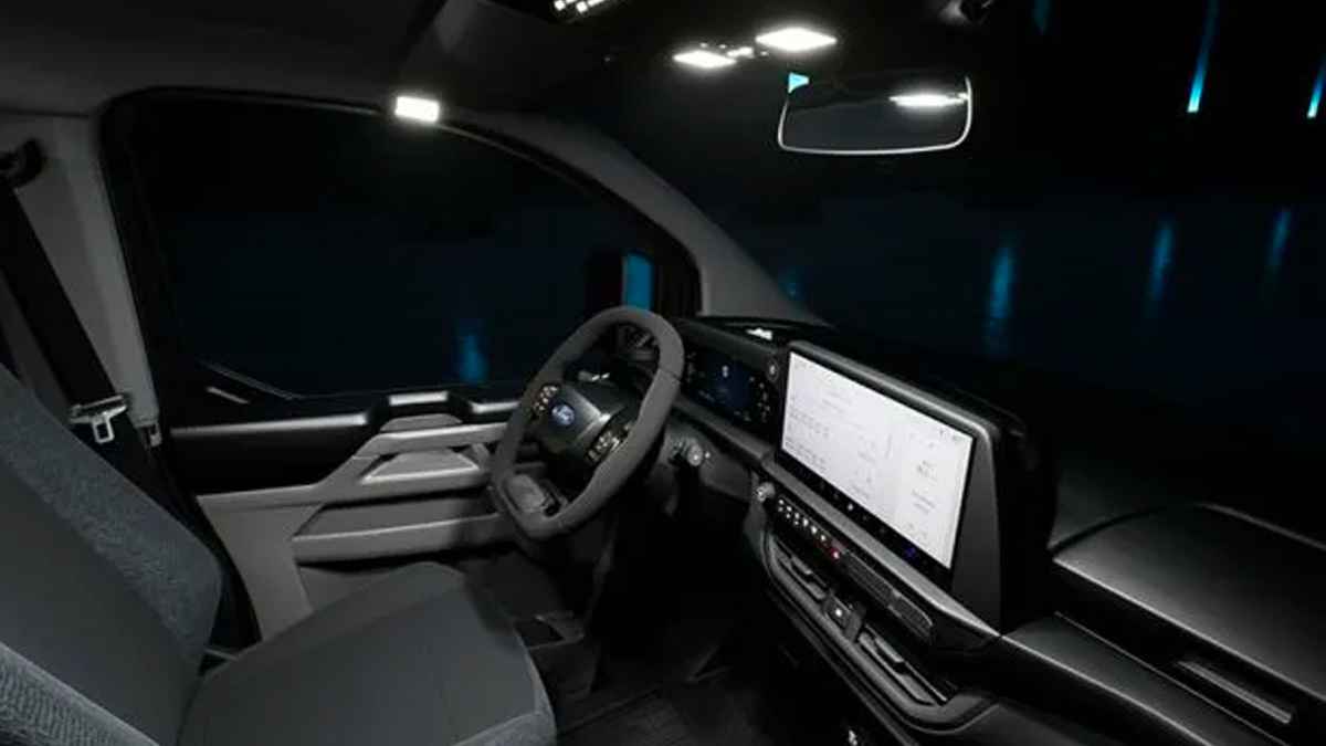 Elektrikli Ford E-Transit Custom