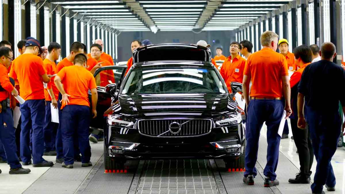 Ian Kasırgası Mercedes ve Volvo Üretimlerini Durdurdu