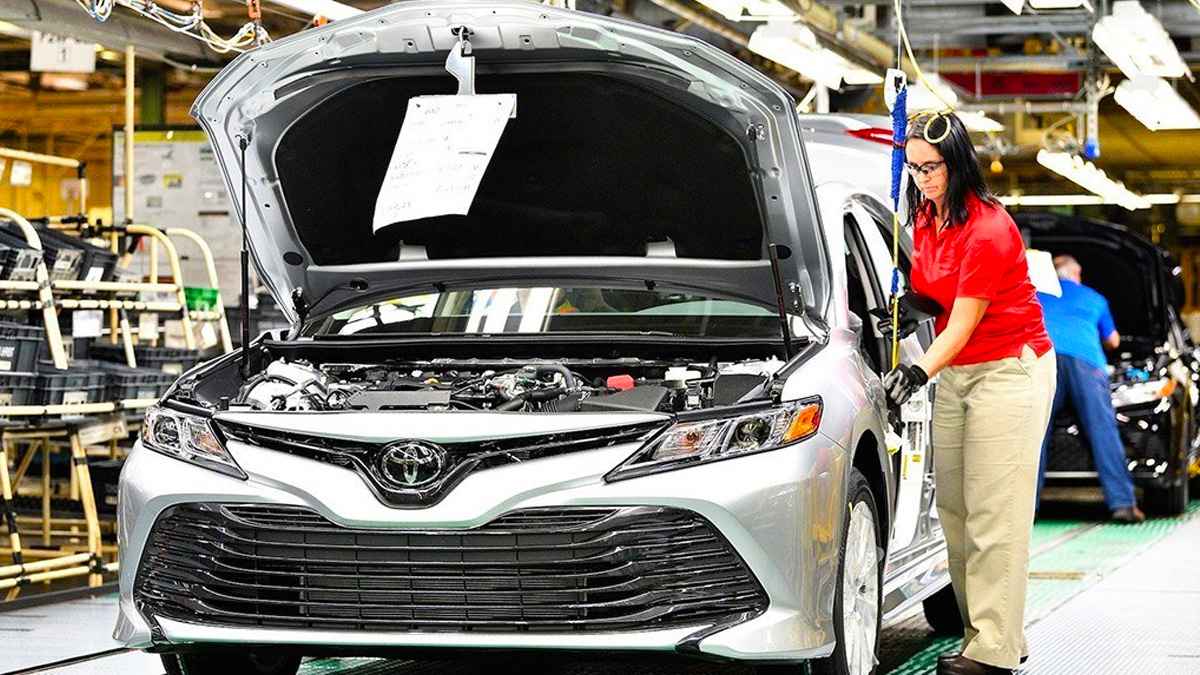 Japon Otomotiv Devi Toyota, Rusya'daki Fabrikasını Kapatıyor