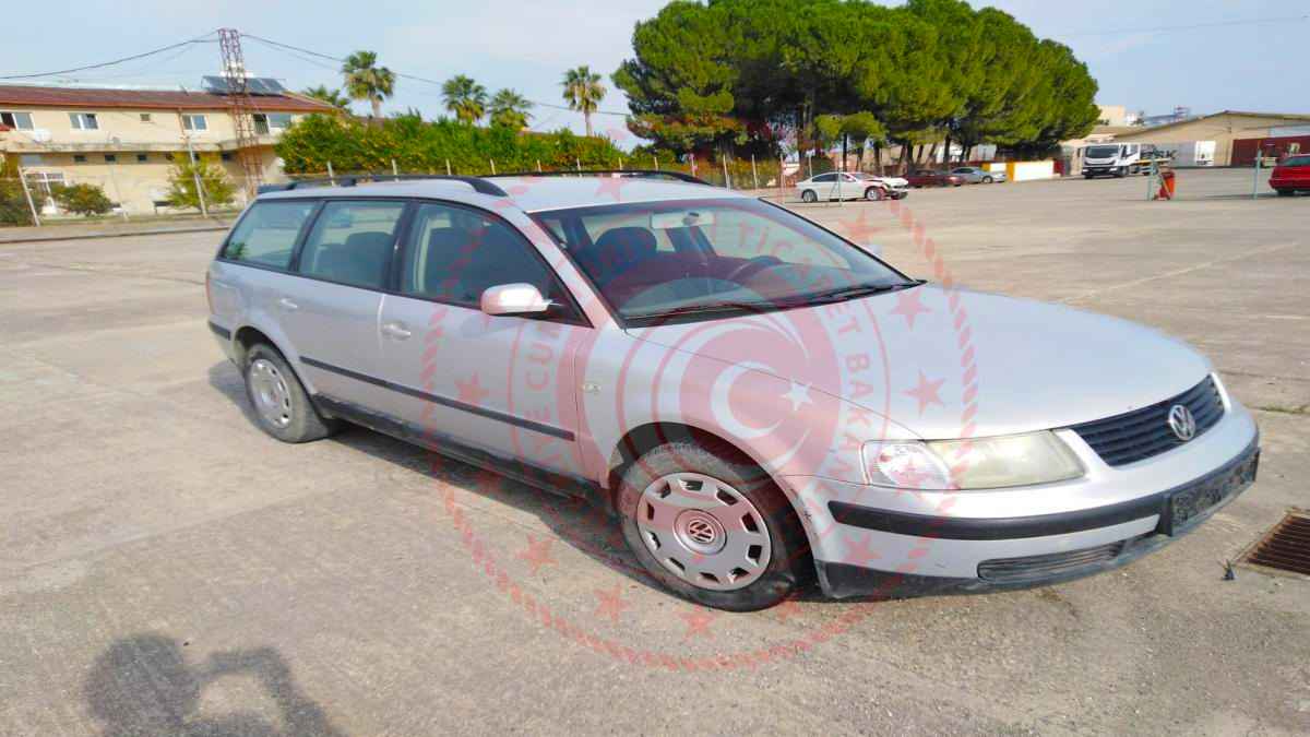 2000 Volkswagen Passat