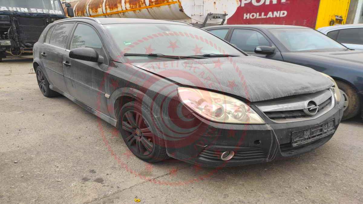 2005 Opel Signum