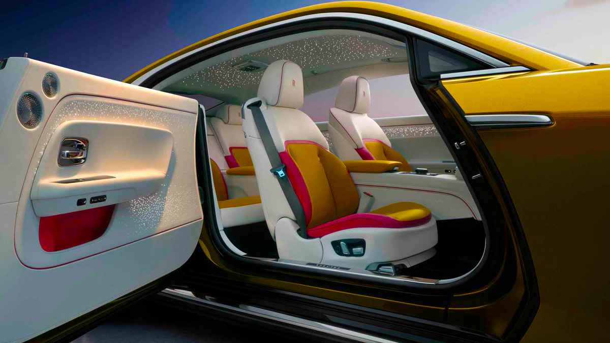 Yeni Rolls-Royce Spectre: Lüks Markanın İlk Elektrikli Otomobili