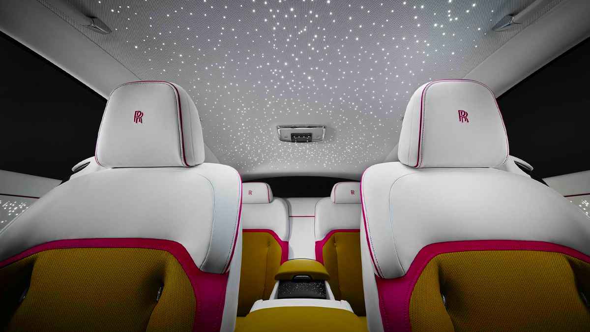 Yeni Rolls-Royce Spectre: Lüks Markanın İlk Elektrikli Otomobili