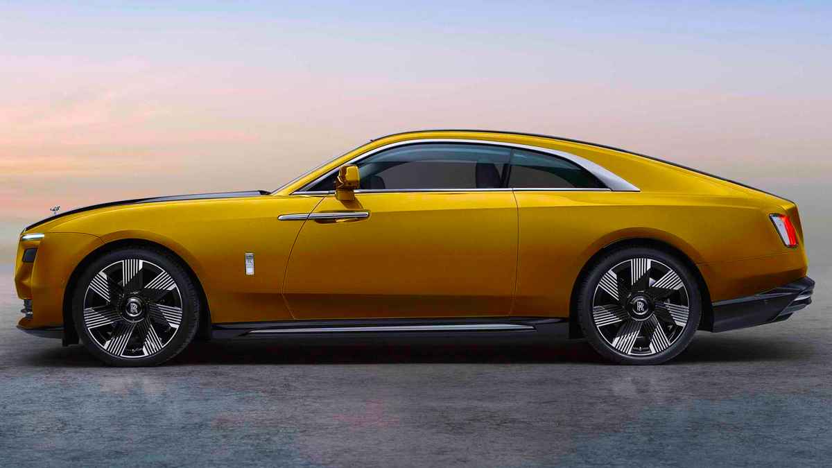 Yeni Rolls-Royce Spectre: Lüks Markanın İlk Elektrikli Otomobili