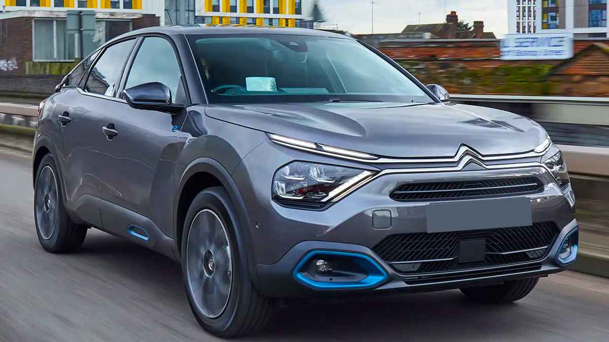 Türkiye'nin En Ucuz Elektrikli Modeli: Citroen e-C4 Türkiye Satışa Sunuldu