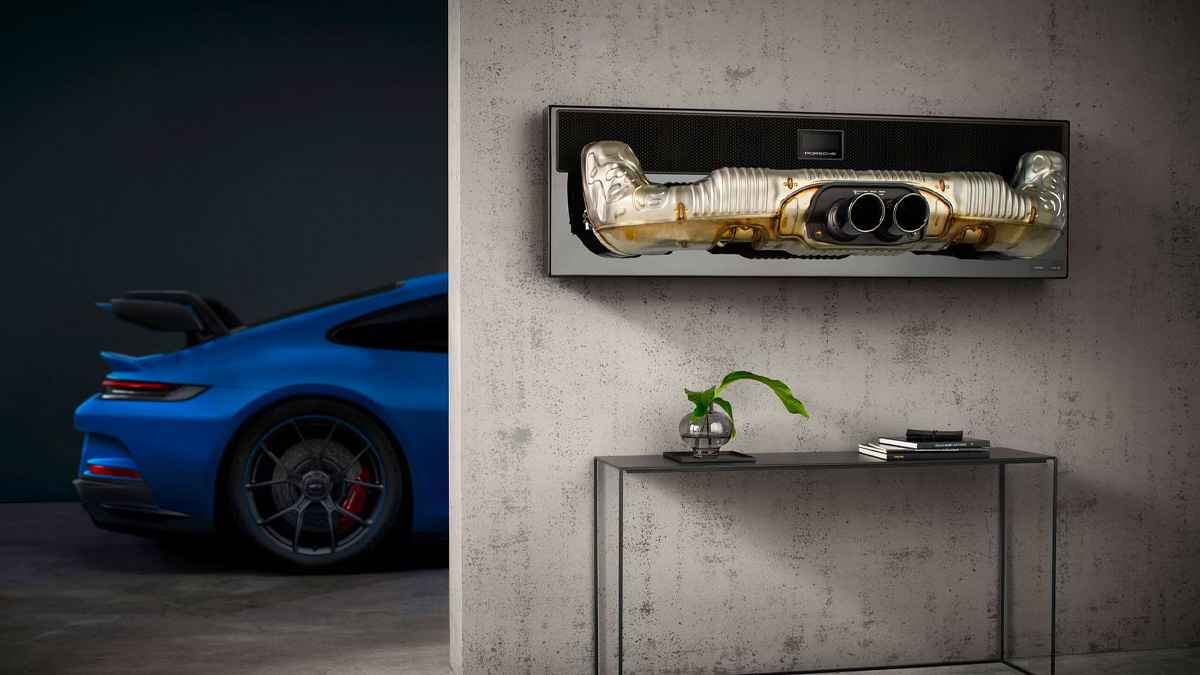 Porsche, Egzoz Şeklindeki Hoparlörünü Satışa Çıkardı