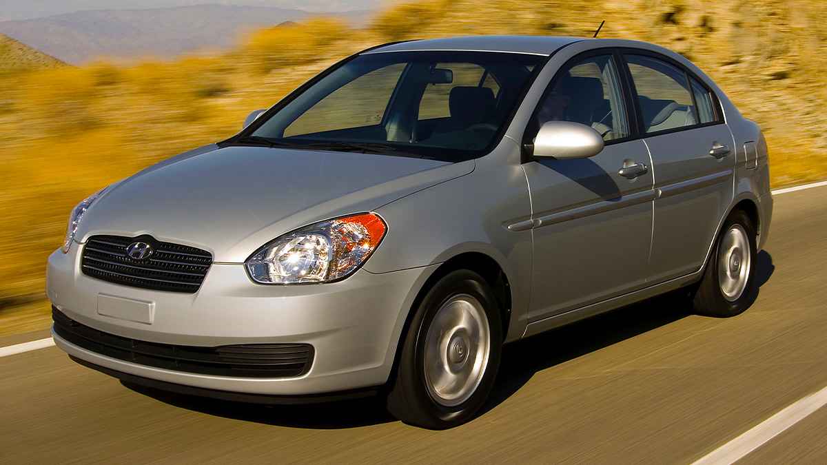 Hyundai Accent Era bagaj hacmi, yakıt tüketimi