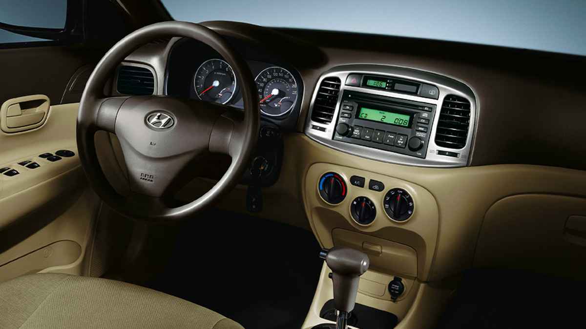 Hyundai Accent Era fiyatları, fiyat listesi, motor seçenekleri, otomobilir