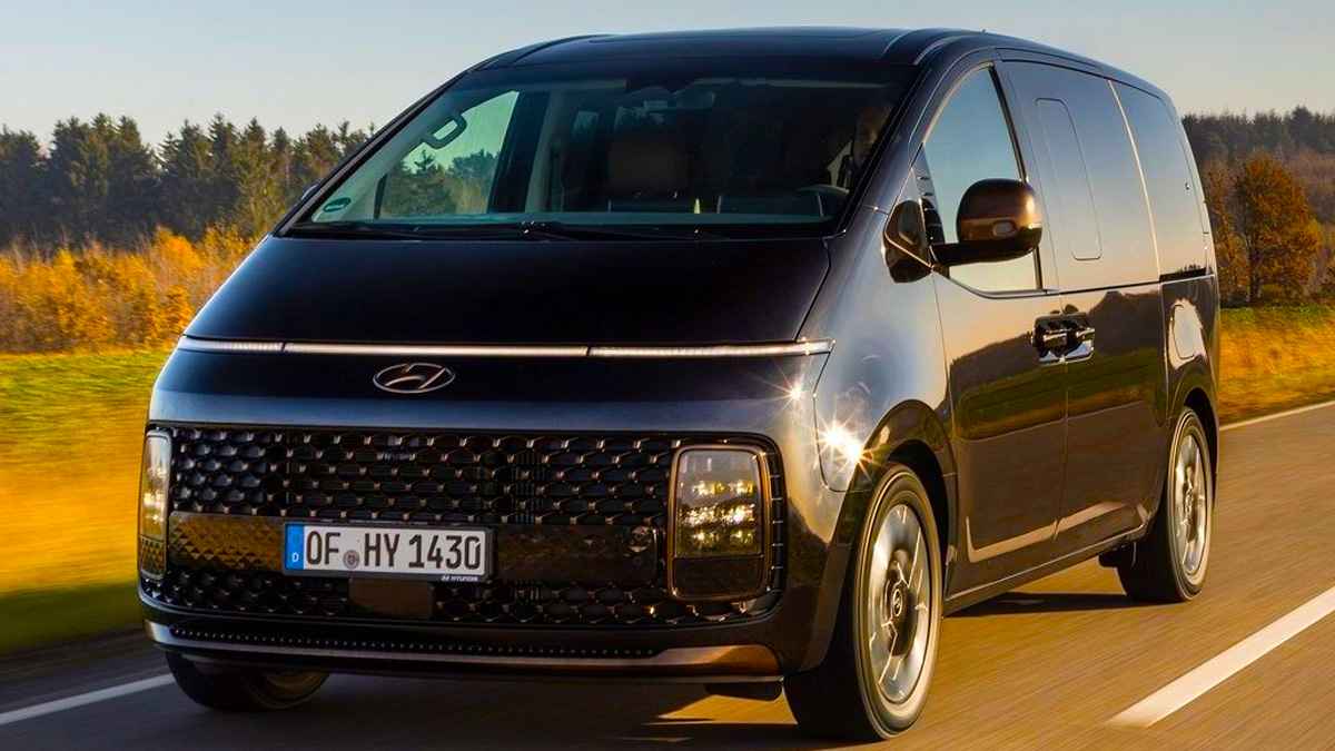 Hyundai Staria kasım 2022 fiyat listesi