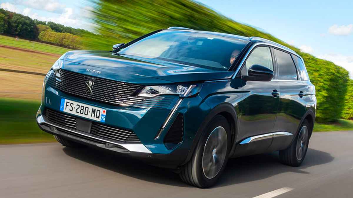 Peugeot 5008 kasım 2022 fiyat listesi