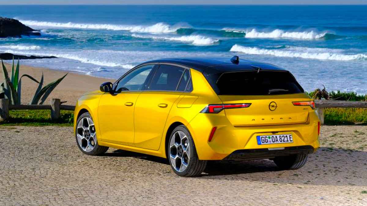 Yeni Astra, Almanya'da 2023 Yılının Kompakt Otomobili Seçildi