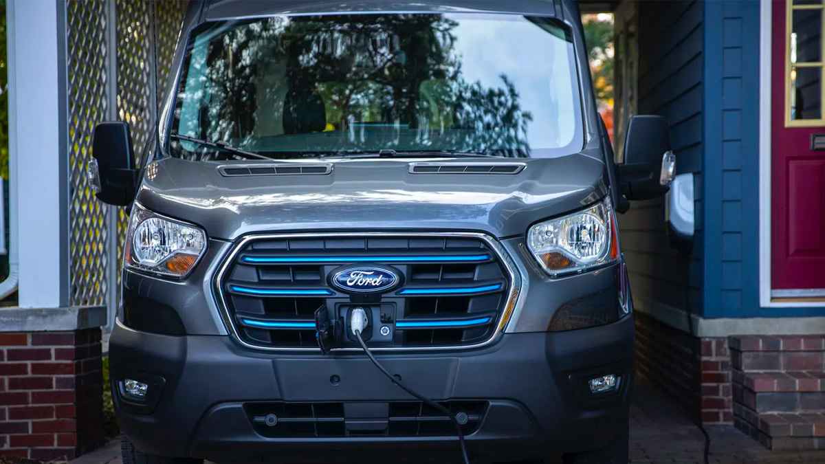 Yerli Üretim Elektrikli Transit'in Türkiye Fiyatı