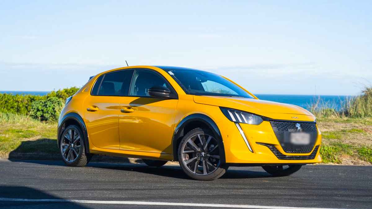 ötv düzenlemesi sonrası peugeot 208 fiyatları