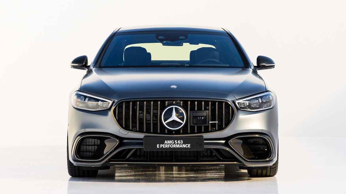 2023 Mercedes-AMG S 63 E Performance