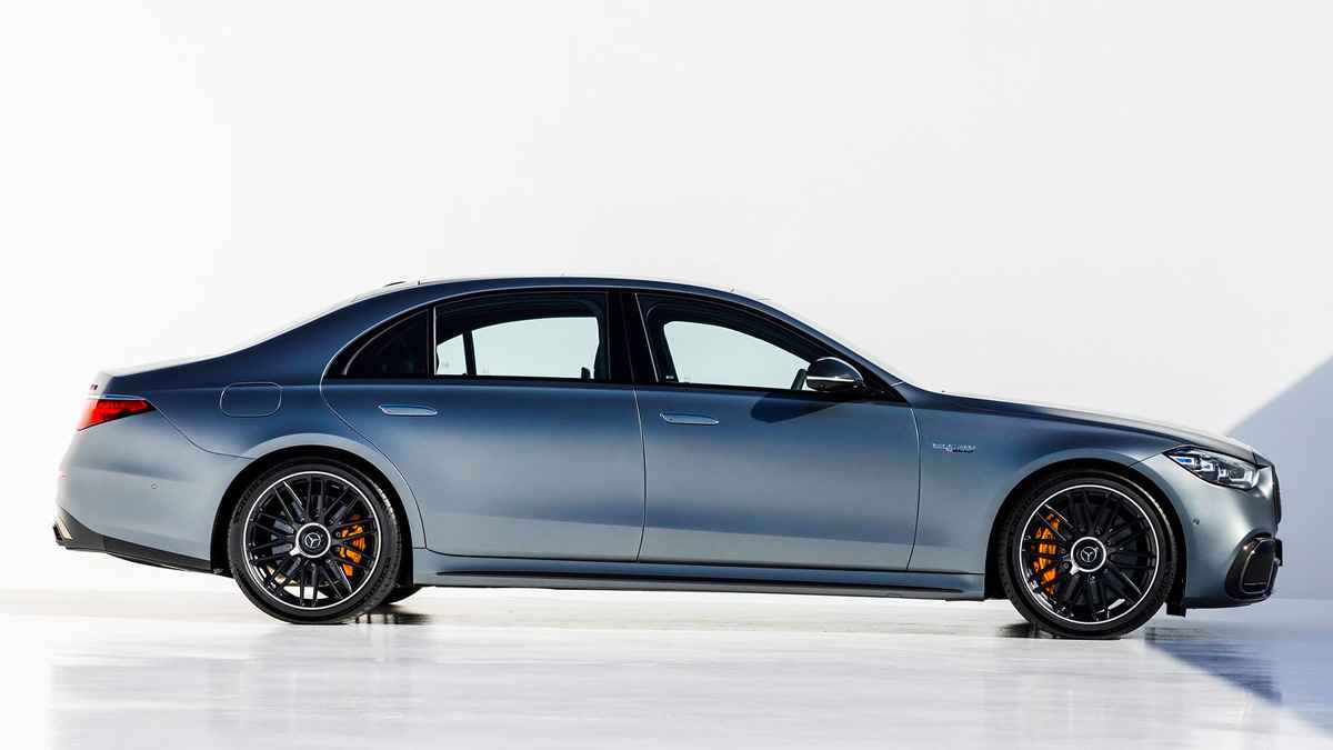 2023 Mercedes-AMG S 63 E Performance