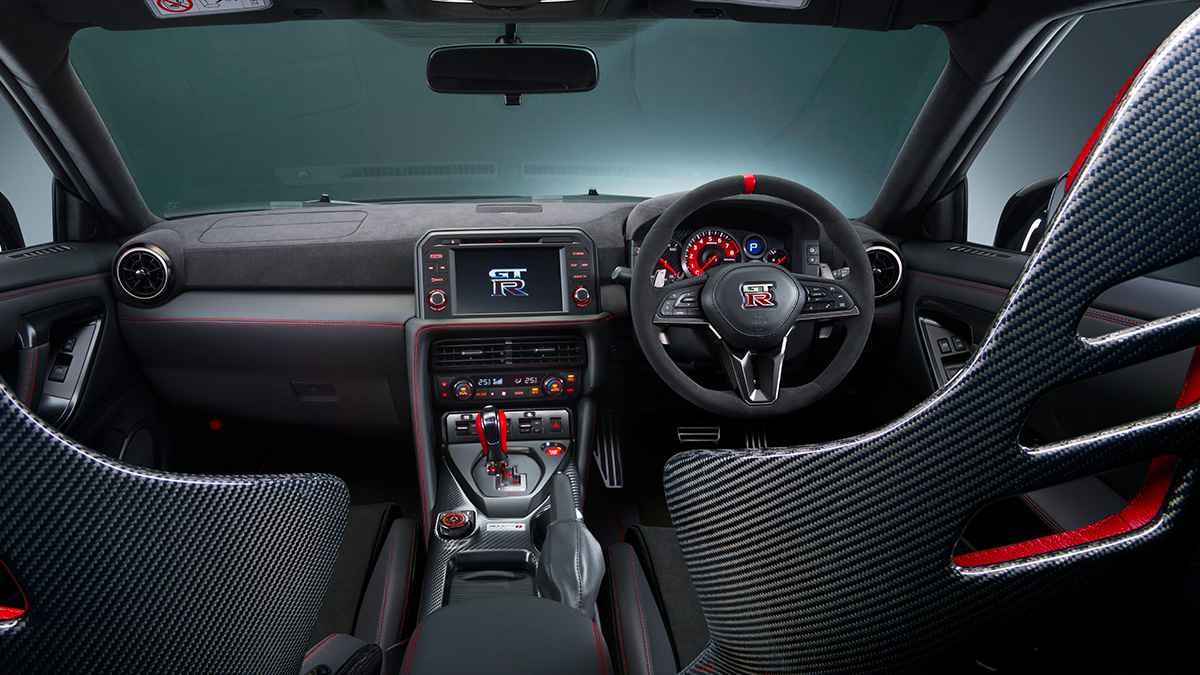 2024 Nissan GT-R fiyat listesi