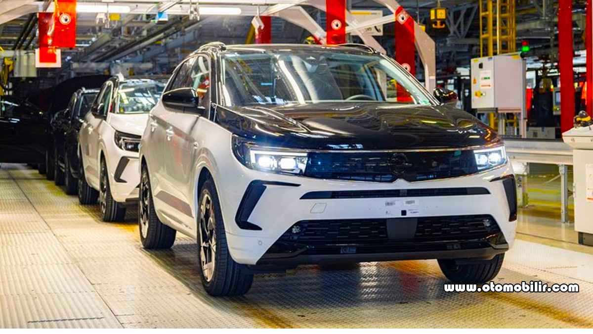 Opel Türkiye: Çip Krizi Bizim İçin Bitti, Lojistik Sorunu Başladı