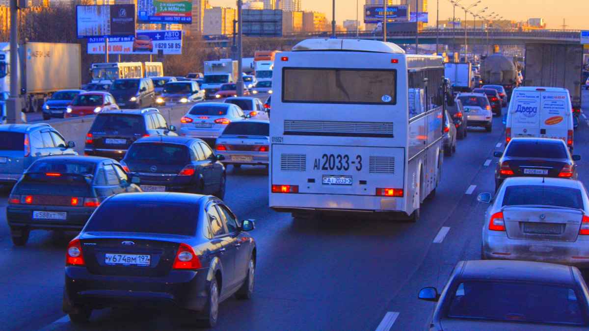 Türkiye'de 6 Kişiye Bir Otomobil Düşüyor!