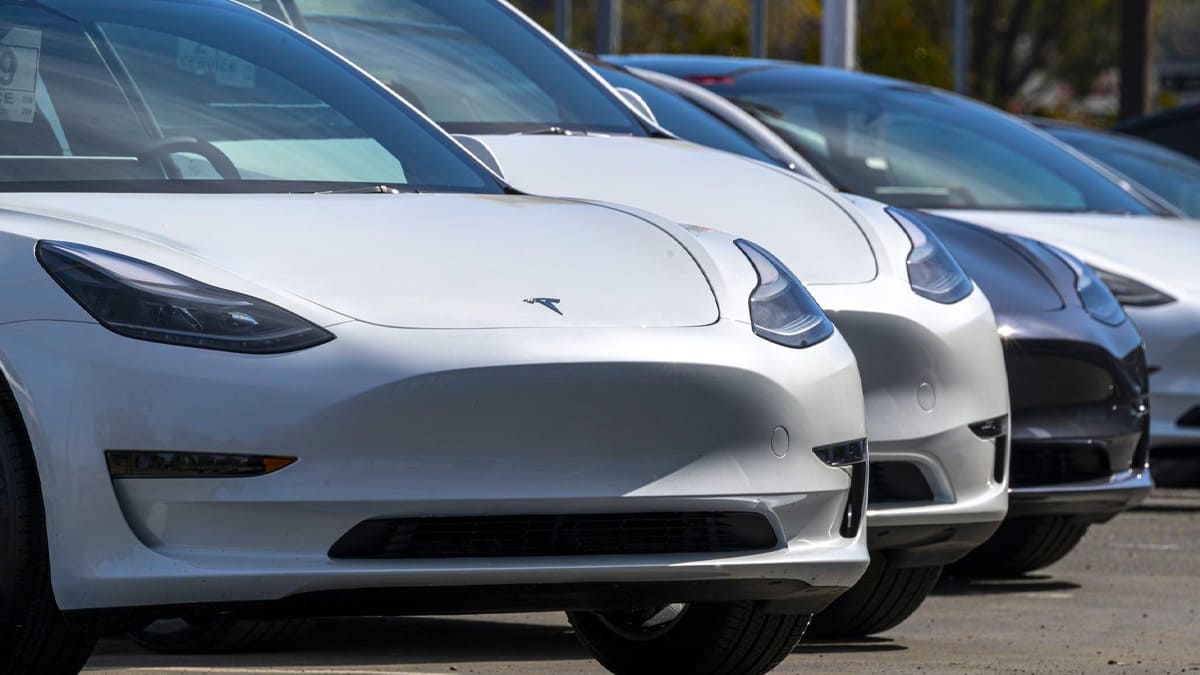 Tesla'da Büyük Güvenlik Açığı Ortaya Çıktı
