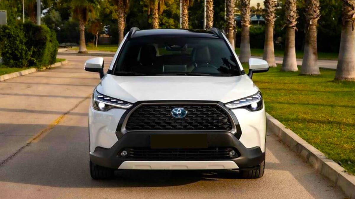 Toyota Corolla Cross Nisan 2023 fiyat listesi