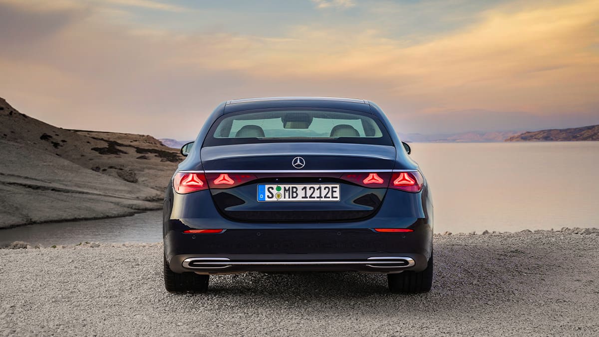 Yeni 2024 Mercedes-Benz E-Serisi Tanıtıldı