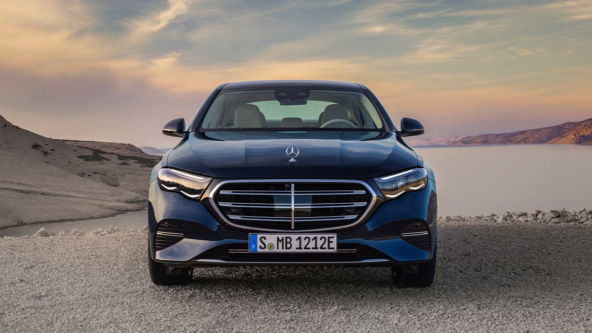 Yeni 2024 Mercedes-Benz E-Serisi Tanıtıldı