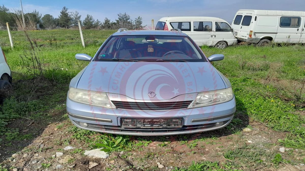 2002 RENAULT LAGUNA