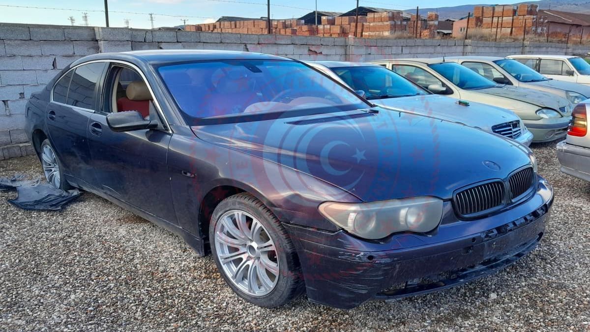 2005 BMW 7.30d