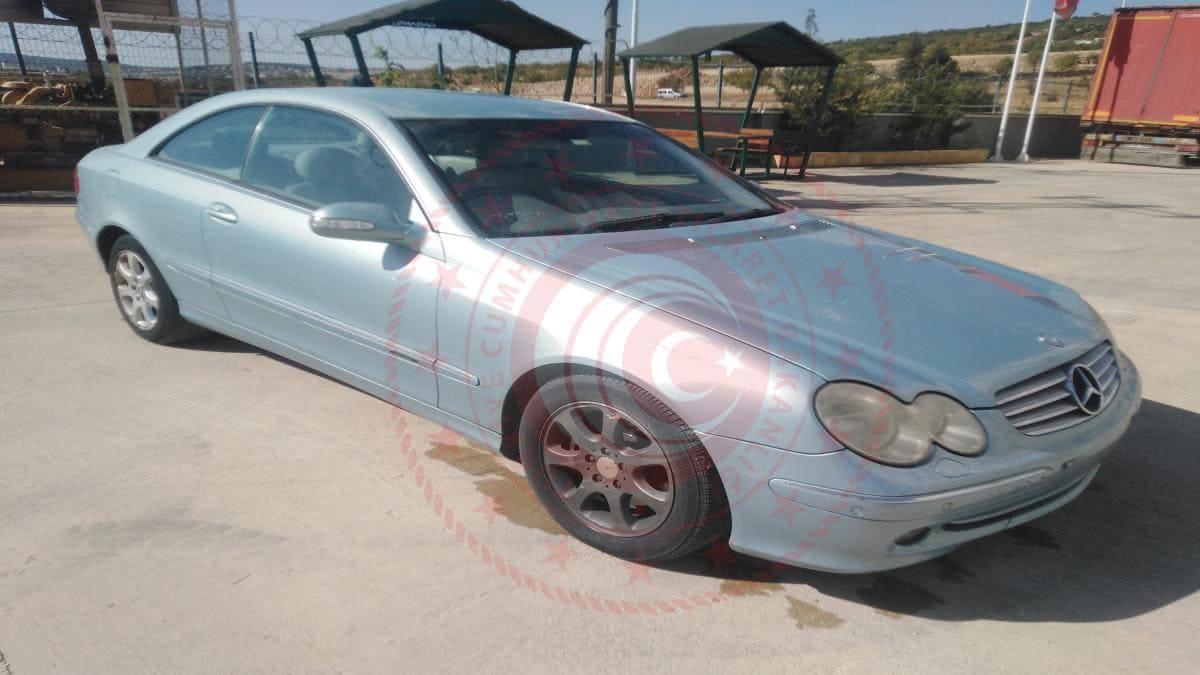 2003 MERCEDES - BENZ CLK 270 CDI