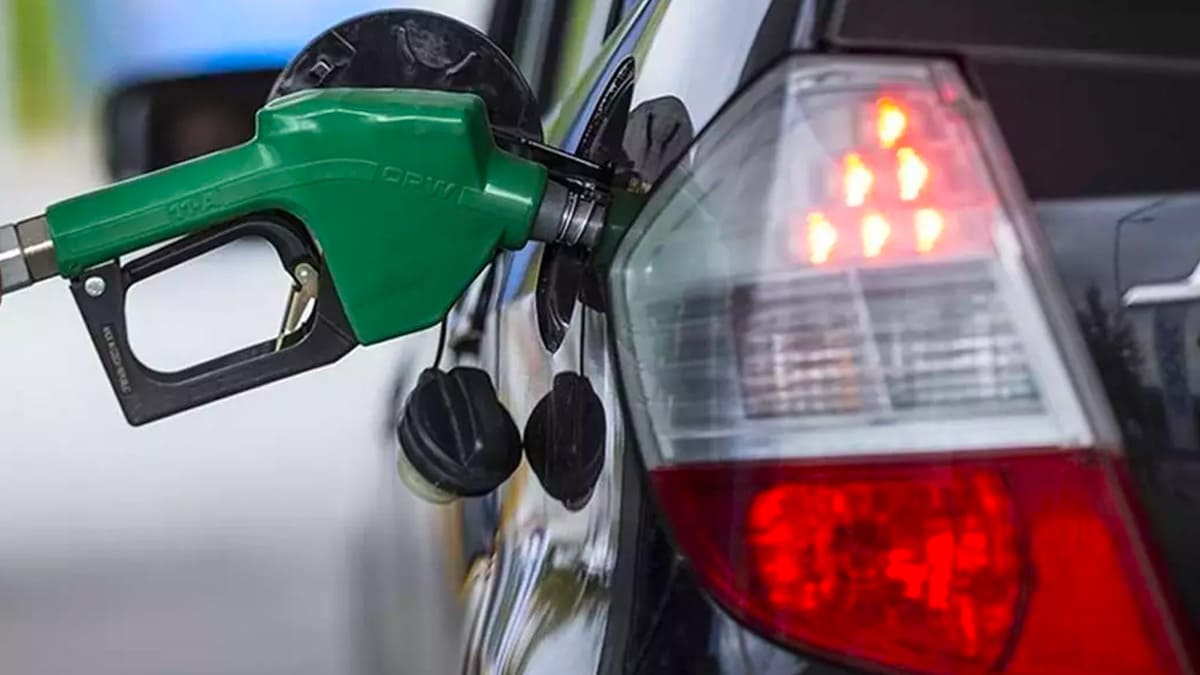 Akaryakıta Ötv Zammı Geldi! Benzin ve Motorine Büyük Zam