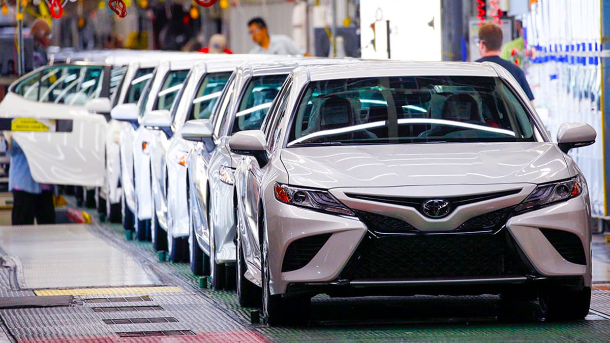 Toyota, Sebebi Bilinmeyen Bir Arıza Sebebiyle Fabrikalarında Üretimi Durdurdu