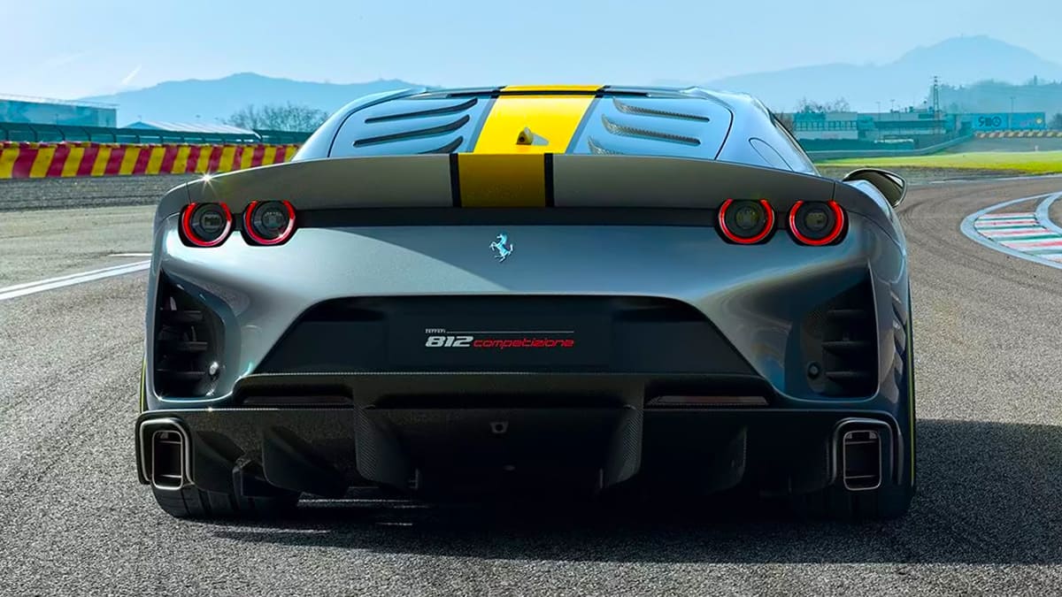 830 Beygirlik Özel Tasarım Ferrari 812 Competizione Tanıtıldı