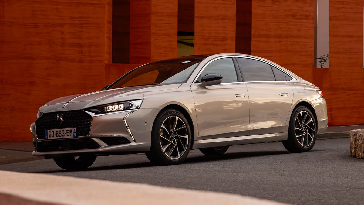 Yeni DS 9 Opera E-Tense 250