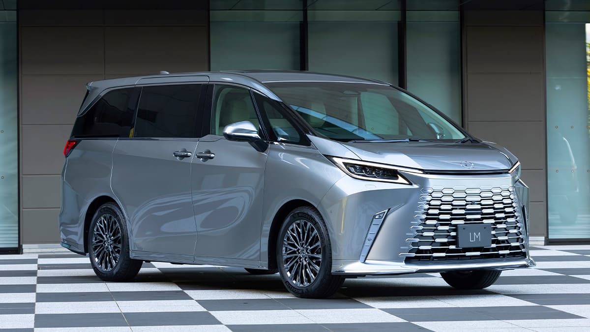 lexus lm 350h price