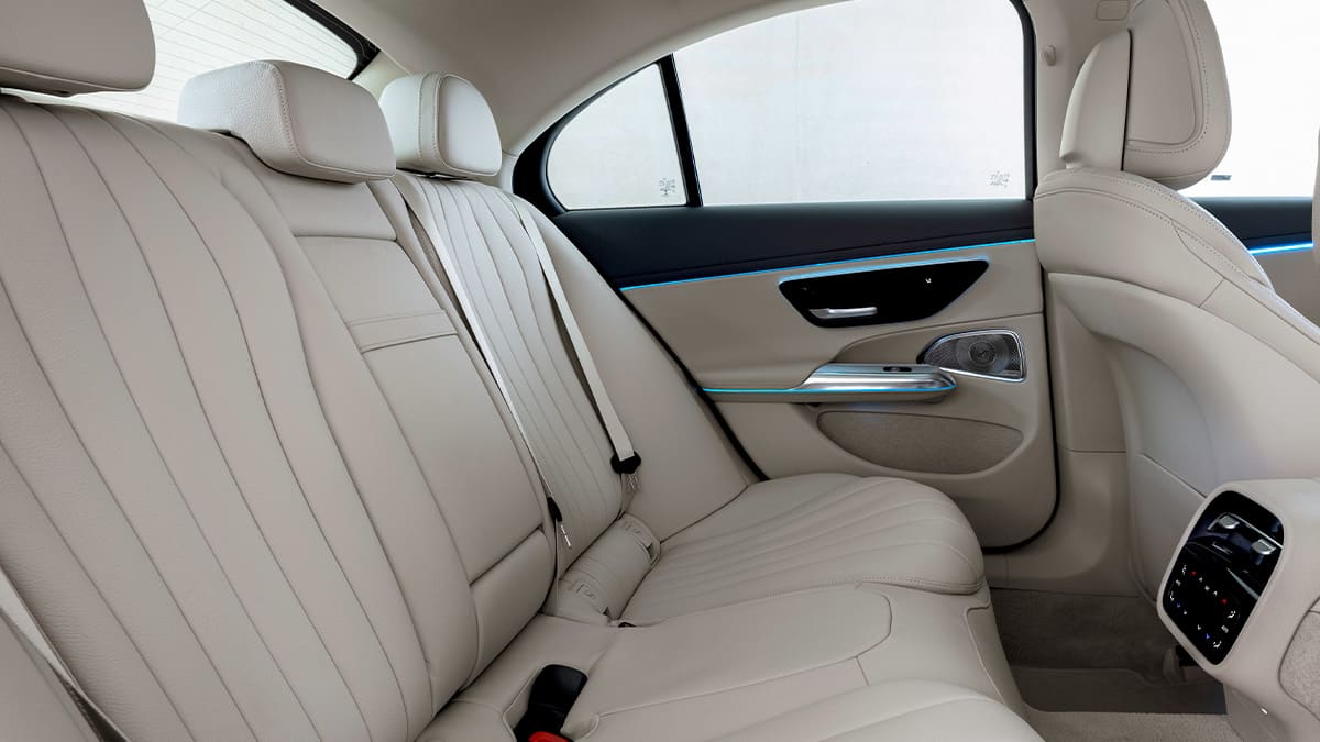 Mercedes-Benz E-Serisi 2024