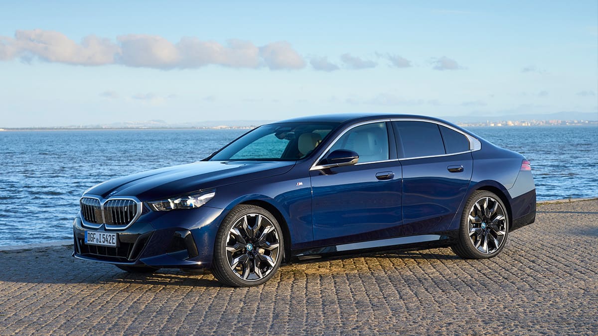 Yeni BMW i5'in Fiyatı Açıklandı: Yüzde 40 ÖTV Avantajıyla Türkiye Pazarında!