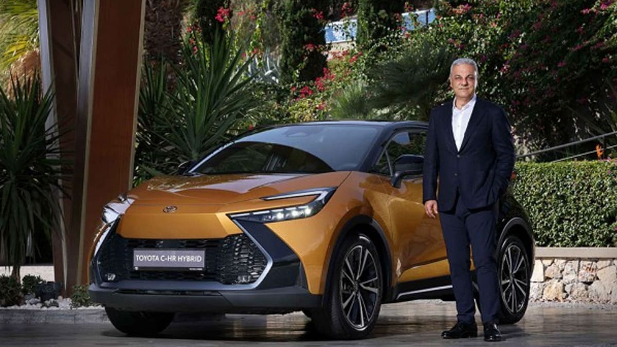 Toyota Türkiye CEO'su: 2024'te Yüzde 30-35 Daralma Bekleniyor