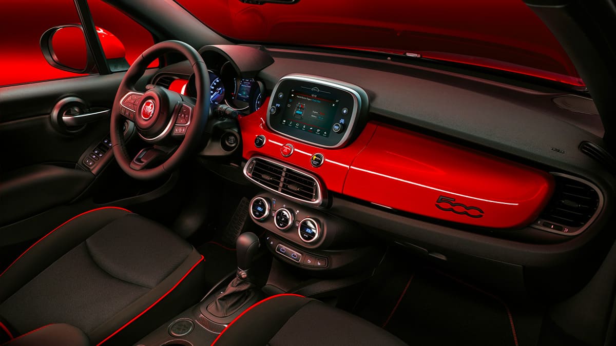 Fiat 500X Gelişmiş Hibrit Motor Teknolojisiyle Yenilendi