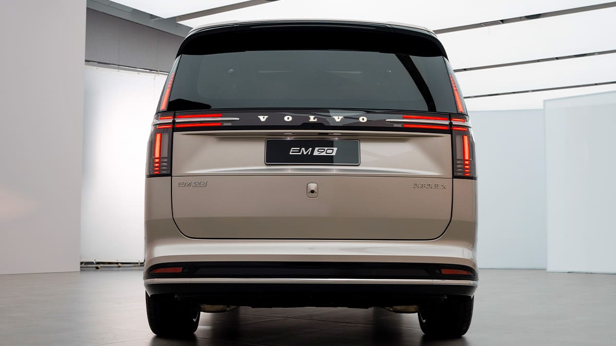 volvo em90 price