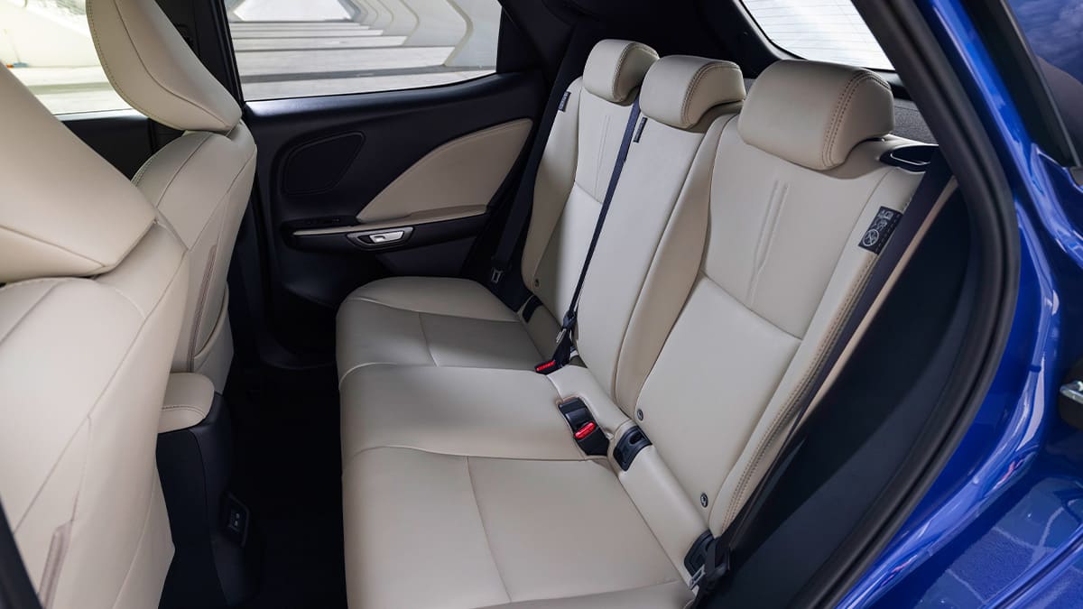 Lexus LBX koltuklar
