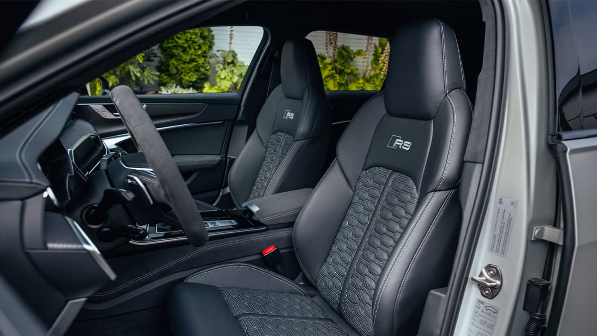 2024 Audi RS6 Avant kokpit