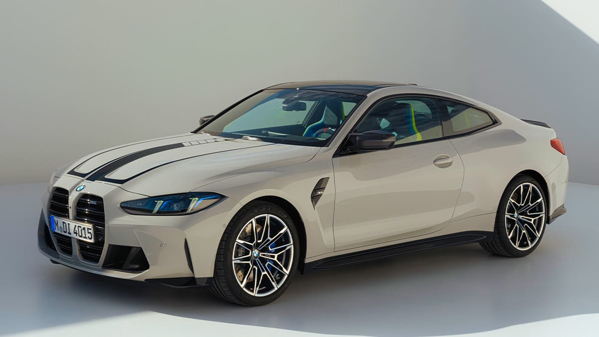 2024 BMW M4 boyut