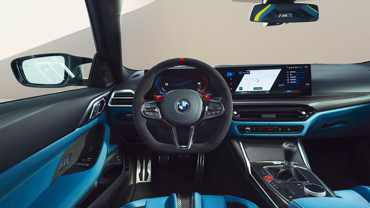 2024 BMW M4 iç mekan