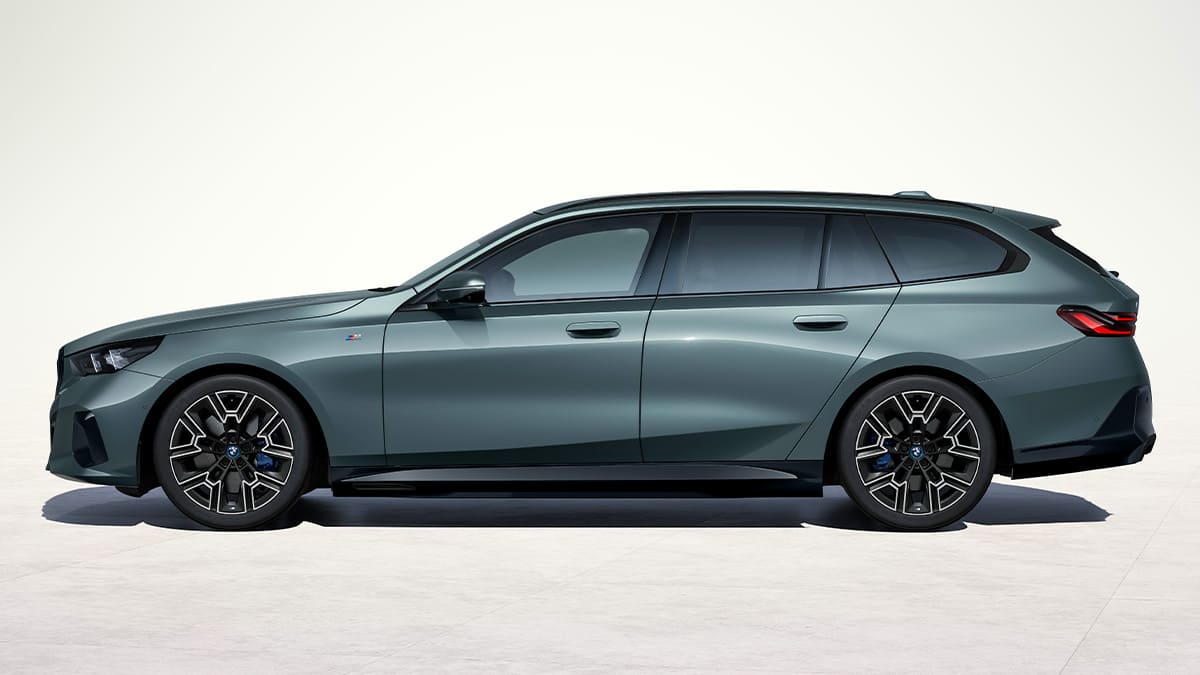 2024 bmw 5 serisi touring 1