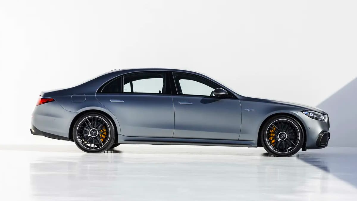 Mercedes-AMG S 63 E PERFORMANCE boyutları