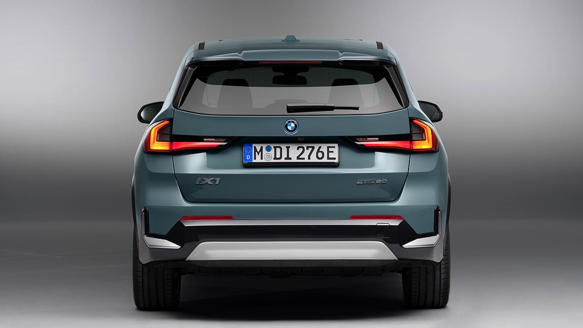 Yeni BMW iX1