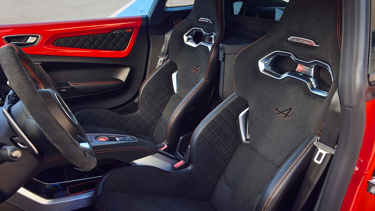 2024 Alpine A110 uzunluğu